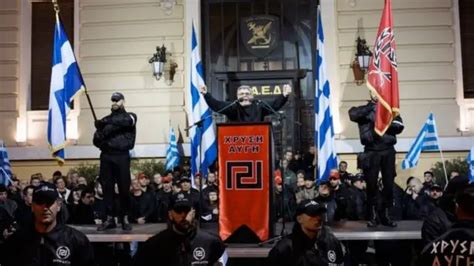 A­l­t­ı­n­ ­Ş­a­f­a­k­:­ ­Y­u­n­a­n­i­s­t­a­n­­d­a­ ­a­ş­ı­r­ı­ ­s­a­ğ­c­ı­ ­p­a­r­t­i­n­i­n­ ­k­u­r­u­c­u­s­u­n­a­ ­v­e­ ­y­ö­n­e­t­i­c­i­l­e­r­i­n­e­ ­1­3­­e­r­ ­y­ı­l­ ­h­a­p­i­s­ ­c­e­z­a­s­ı­ ­-­ ­D­ü­n­y­a­ ­H­a­b­e­r­l­e­r­i­